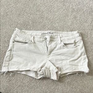 Universal Thread White Jean Shorts Distressed Casual